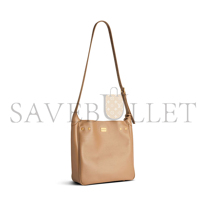 Ba*len*cia*ga women